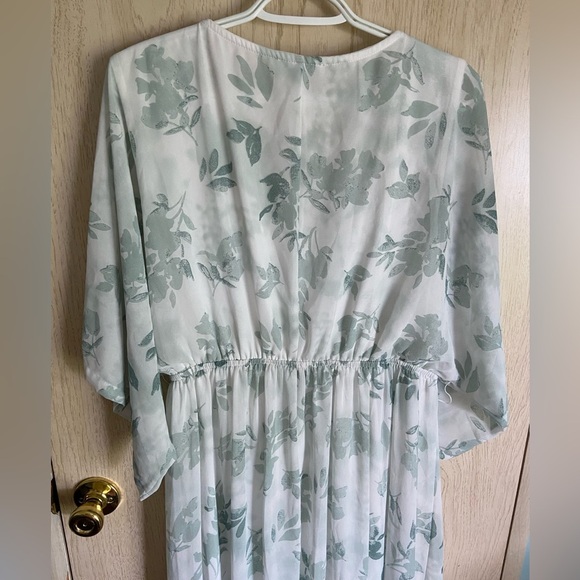 BALTIC BORN Kia Kimono Maxi Dress White with Sage Floral Sz XXL - Picture 7 of 12